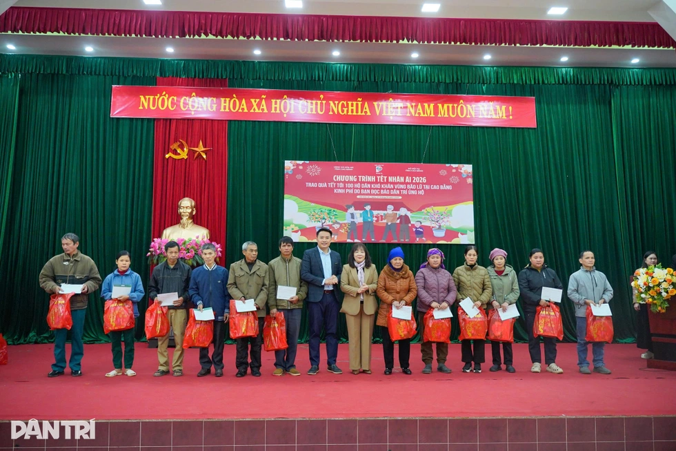 Báo Dân trí trao hơi ấm Tết Nhân ái tới 100 hộ dân vùng bão lũ Cao Bằng - 5 Báo Dân trí trao hơi ấm Tết Nhân ái tới 100 hộ dân vùng bão lũ Cao Bằng - 5