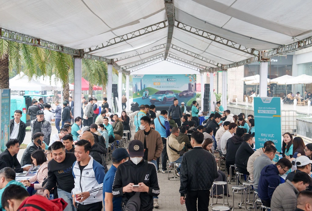 VinFast EC Van: Giải pháp xe vận tải đô thị cho hộ kinh doanh - 3 VinFast EC Van: Giải pháp xe vận tải đô thị cho hộ kinh doanh - 3