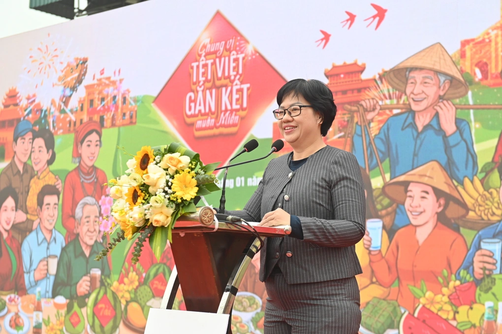 Tôn vinh con người, nét đẹp xứ Nghệ - Tĩnh, SABECO nối tiếp hành trình gìn giữ bản sắc văn hóa Việt - 4 Tôn vinh con người, nét đẹp xứ Nghệ - Tĩnh, SABECO nối tiếp hành trình gìn giữ bản sắc văn hóa Việt - 4