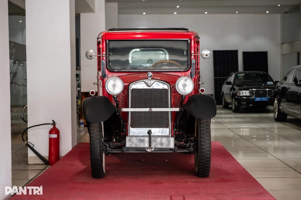 Khám phá chiếc BMW già nhất Việt Nam: Tổ tiên của 7-Series, X7 - 2