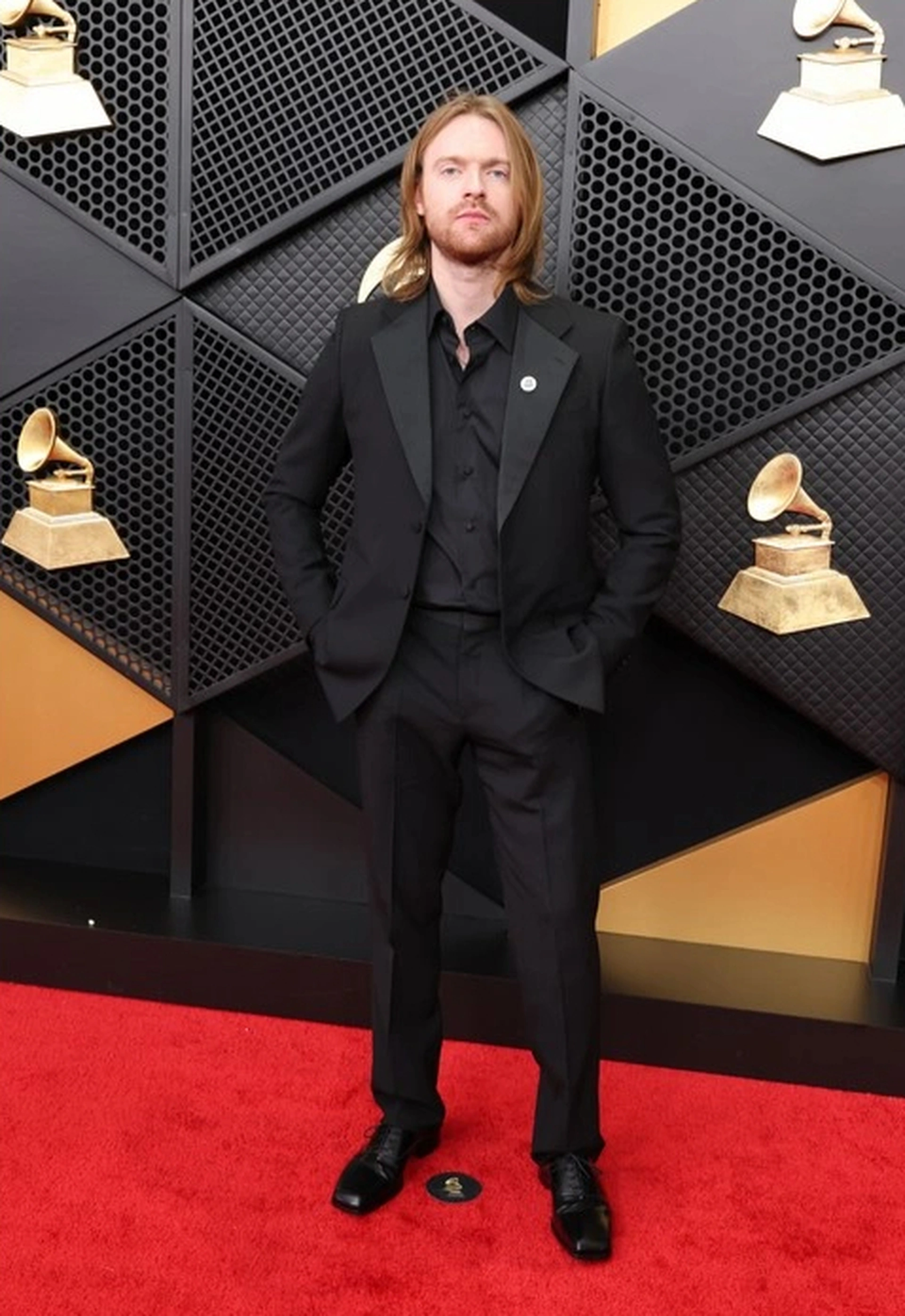 Nữ nghệ sĩ mặc như không mặc trên thảm đỏ Grammy 2026 - 6 Nữ nghệ sĩ mặc như không mặc trên thảm đỏ Grammy 2026 - 6