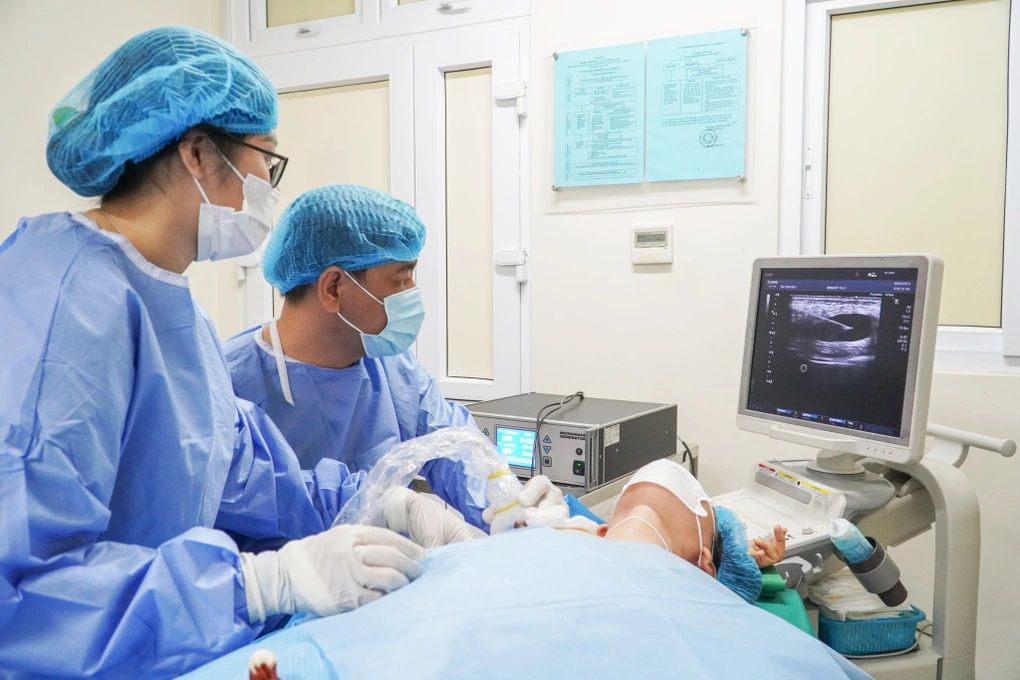 Bệnh viện Chợ Rẫy đang thực hiện hơn 30 nghiên cứu thử nghiệm thuốc ung thư - 3