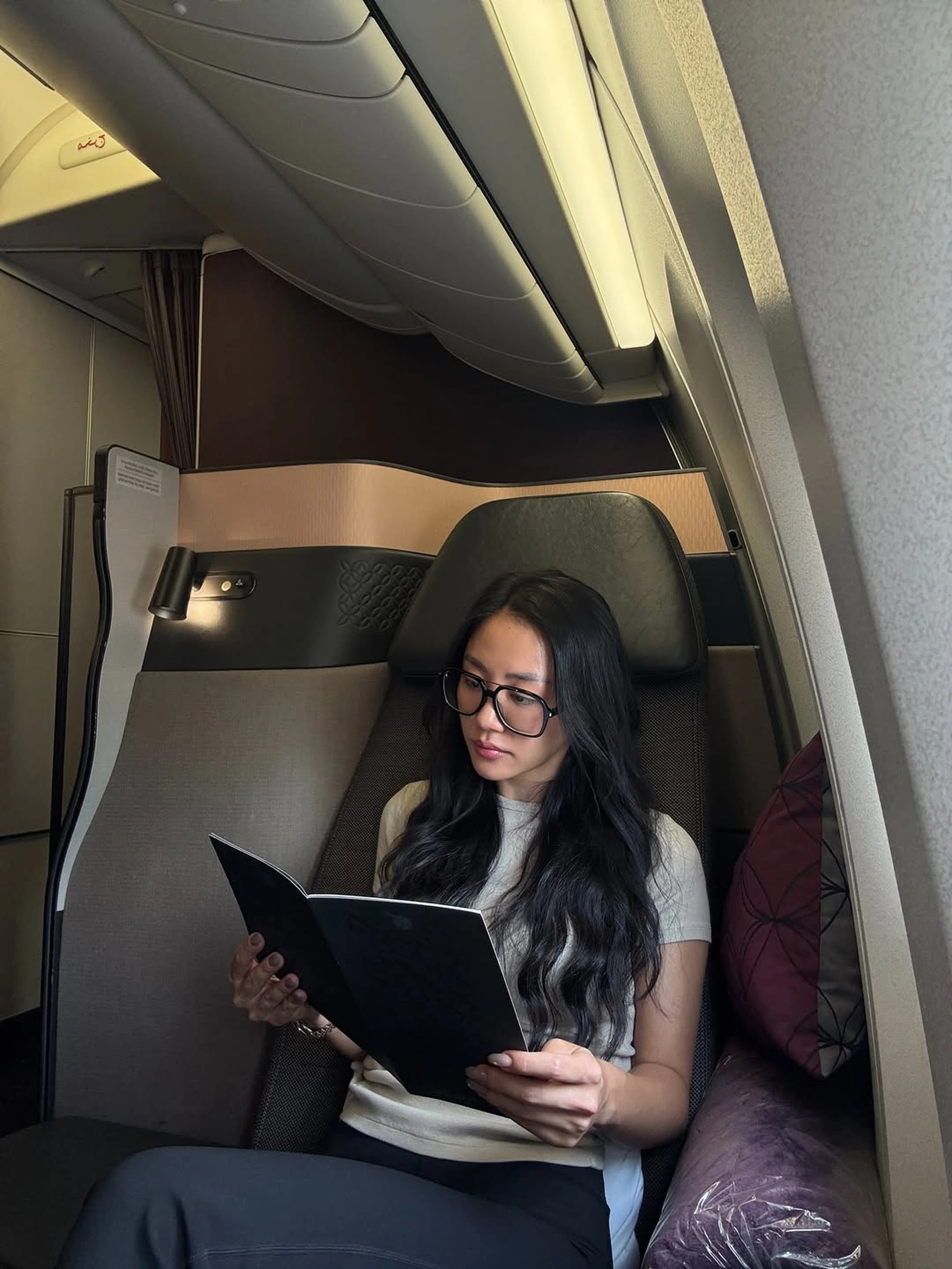 Văn Mai Hương độc thân giàu có ở tuổi 32, đóng cặp mỹ nam trăm tỷ gây chú ý - 7