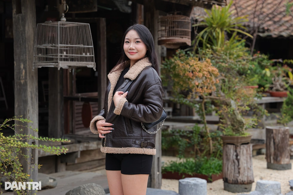 Lạng Sơn: Ông chủ mở quán cà phê bảo tồn văn hóa, bật mí cách chọn đào đẹp - 6 Lạng Sơn: Ông chủ mở quán cà phê bảo tồn văn hóa, bật mí cách chọn đào đẹp - 6