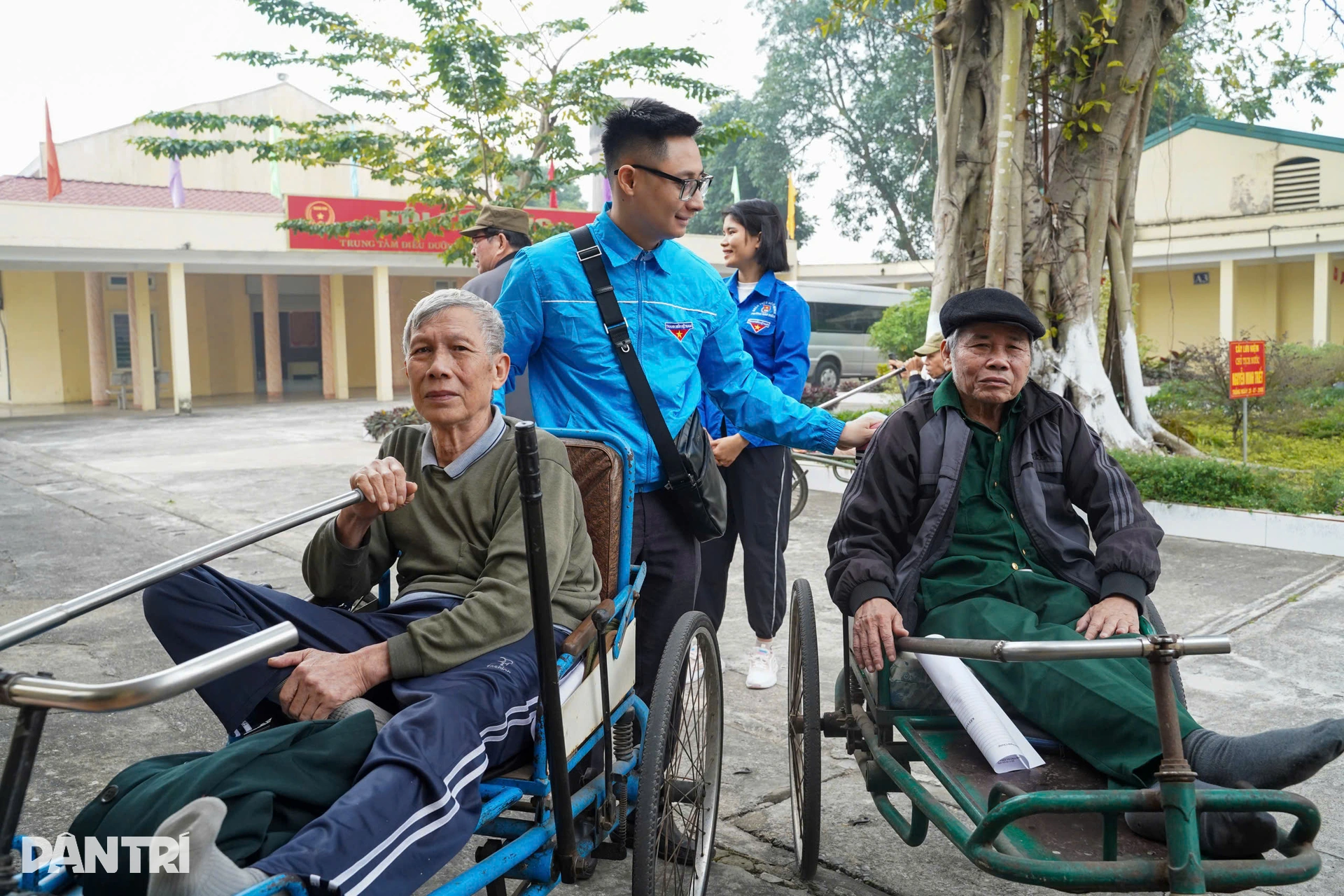 Xuân ấm của những cựu binh 50 năm sống cùng xe lăn, trải qua chục ca mổ - 10