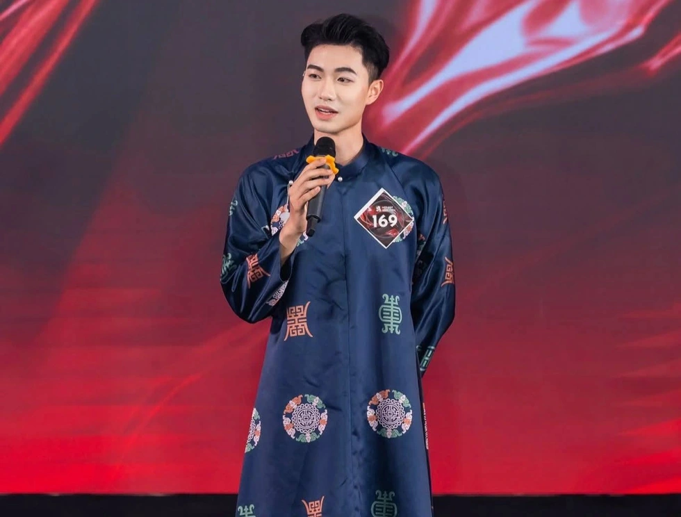 Nam sinh 21 tuổi giật cú đúp hai cuộc thi quốc gia trong 4 ngày - 2 Nam sinh 21 tuổi giật cú đúp hai cuộc thi quốc gia trong 4 ngày - 2