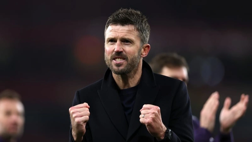 Man Utd thắng 3 trận liên tiếp, HLV Michael Carrick ca ngợi học trò - 2