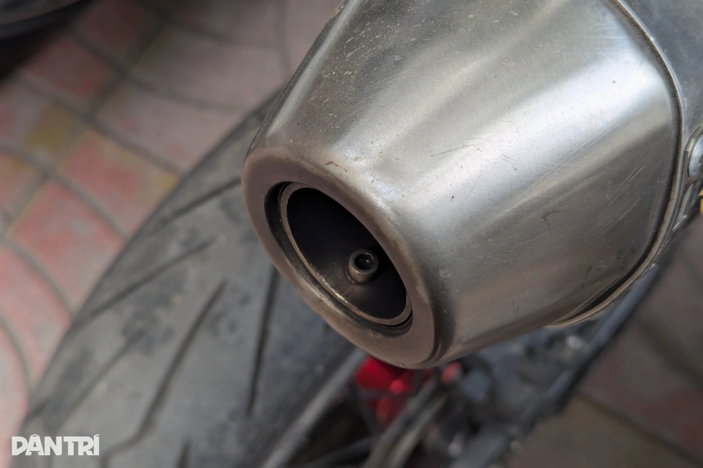 Người chơi mô tô hoài niệm pô nổ to, nay ngậm ngùi chấp hành “giảm thanh” - 3 Người chơi mô tô hoài niệm pô nổ to, nay ngậm ngùi chấp hành “giảm thanh” - 3