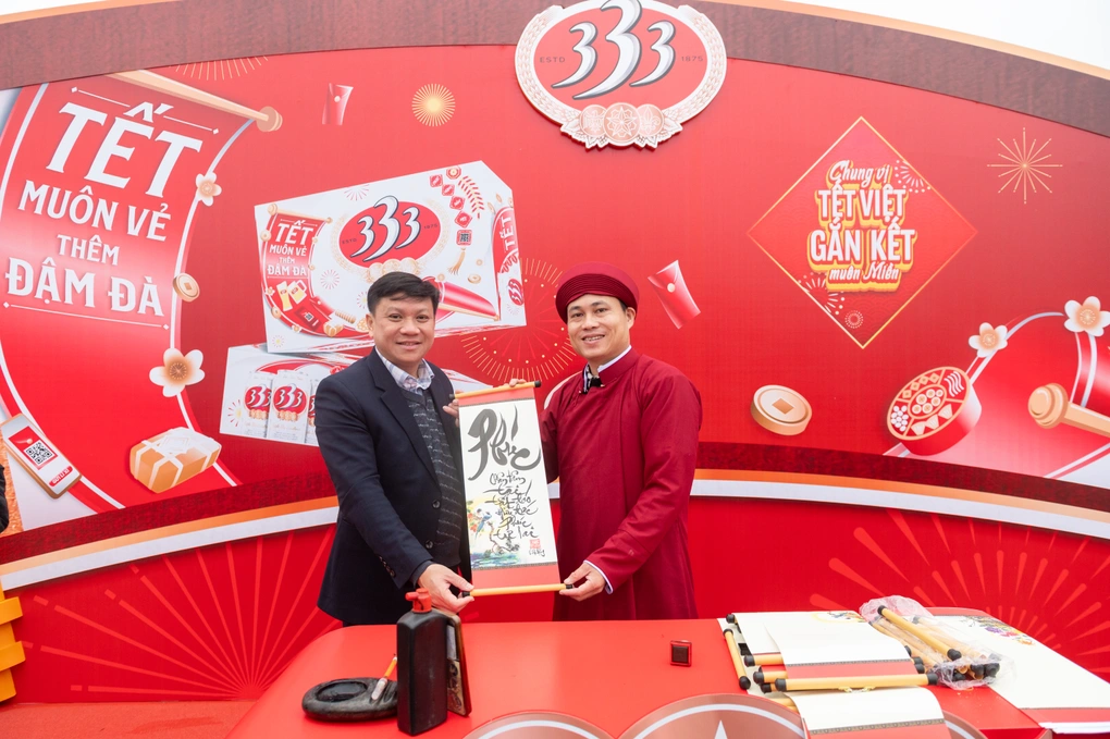 Tôn vinh con người, nét đẹp xứ Nghệ - Tĩnh, SABECO nối tiếp hành trình gìn giữ bản sắc văn hóa Việt - 7 Tôn vinh con người, nét đẹp xứ Nghệ - Tĩnh, SABECO nối tiếp hành trình gìn giữ bản sắc văn hóa Việt - 7