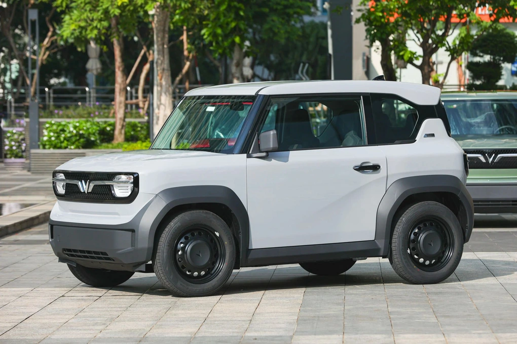 Thị trường ô tô tháng 1: Toyota Hilux ra mắt, VinFast VF 3 có phiên bản mới - 3 Thị trường ô tô tháng 1: Toyota Hilux ra mắt, VinFast VF 3 có phiên bản mới - 3