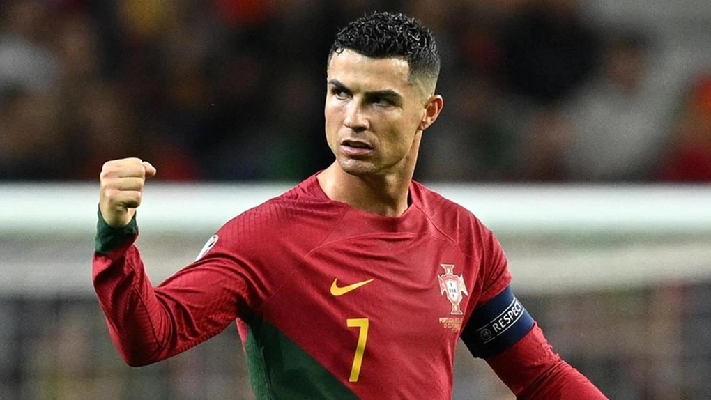 Dinh thự hàng trăm tỷ đồng của Cristiano Ronaldo và vợ trước thềm đám cưới - 3