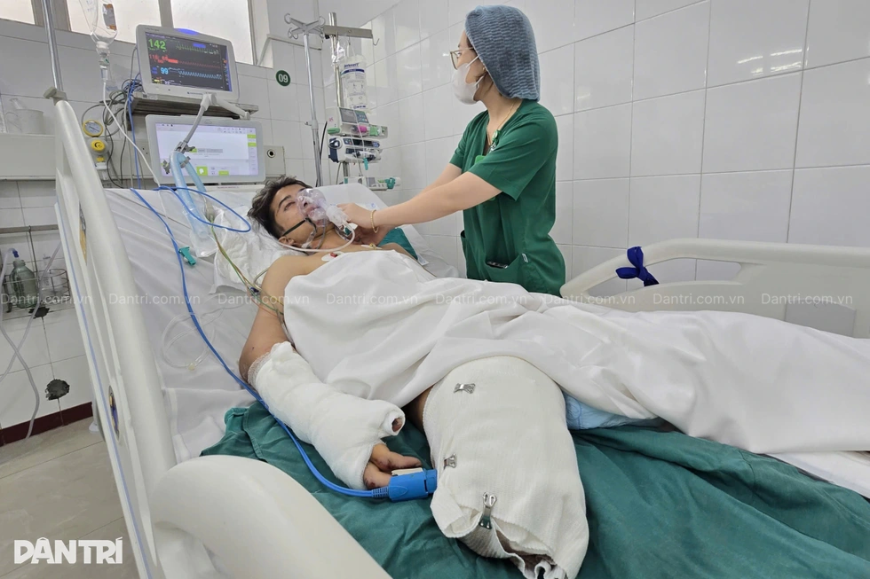 Bạn đọc Dân trí giúp chàng trai 19 tuổi trở về nhà, bắt đầu lại cuộc sống - 2
