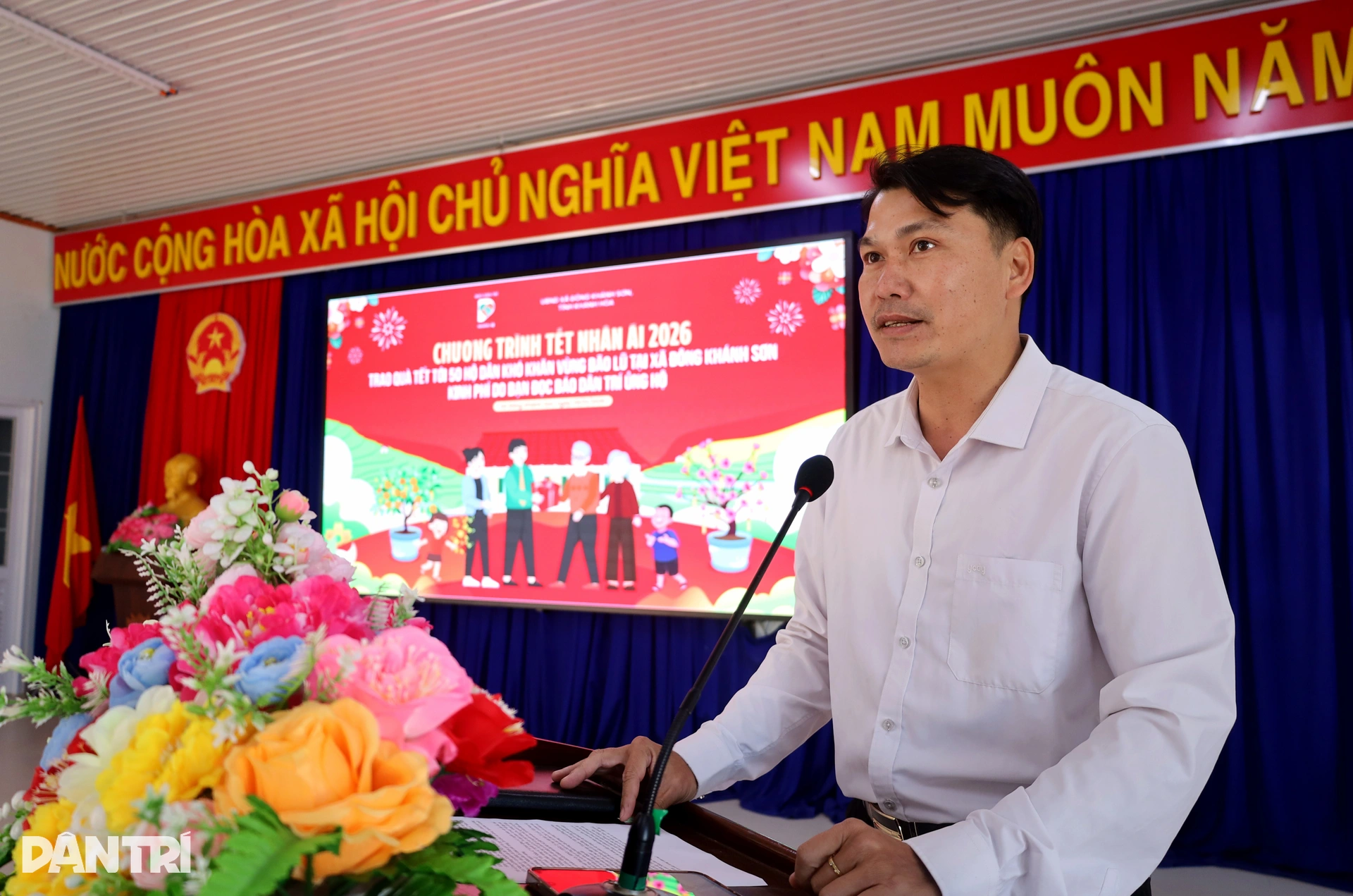 Được tặng 1 triệu đồng sắm Tết, người dân mừng lắm! - 7 Được tặng 1 triệu đồng sắm Tết, người dân mừng lắm! - 7