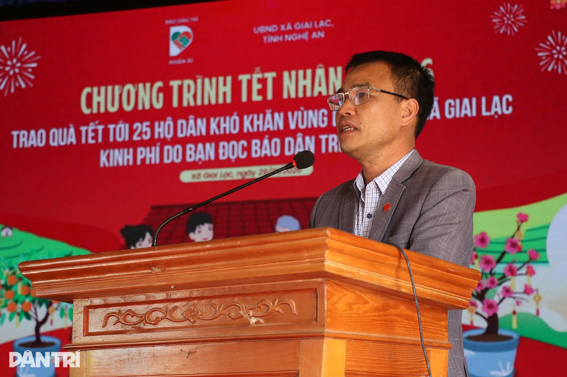 Có quà Dân trí, tôi để mua thịt Tết, bánh thắp hương cúng tổ tiên - 5 Có quà Dân trí, tôi để mua thịt Tết, bánh thắp hương cúng tổ tiên - 5