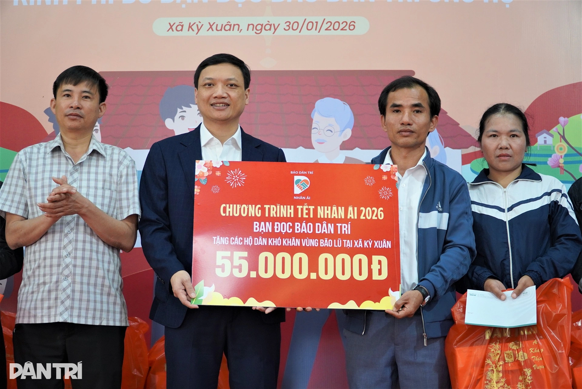 Cơn bão dữ còn trong ký ức, Tết thêm ấm bởi nghĩa tình bạn đọc Dân trí - 5