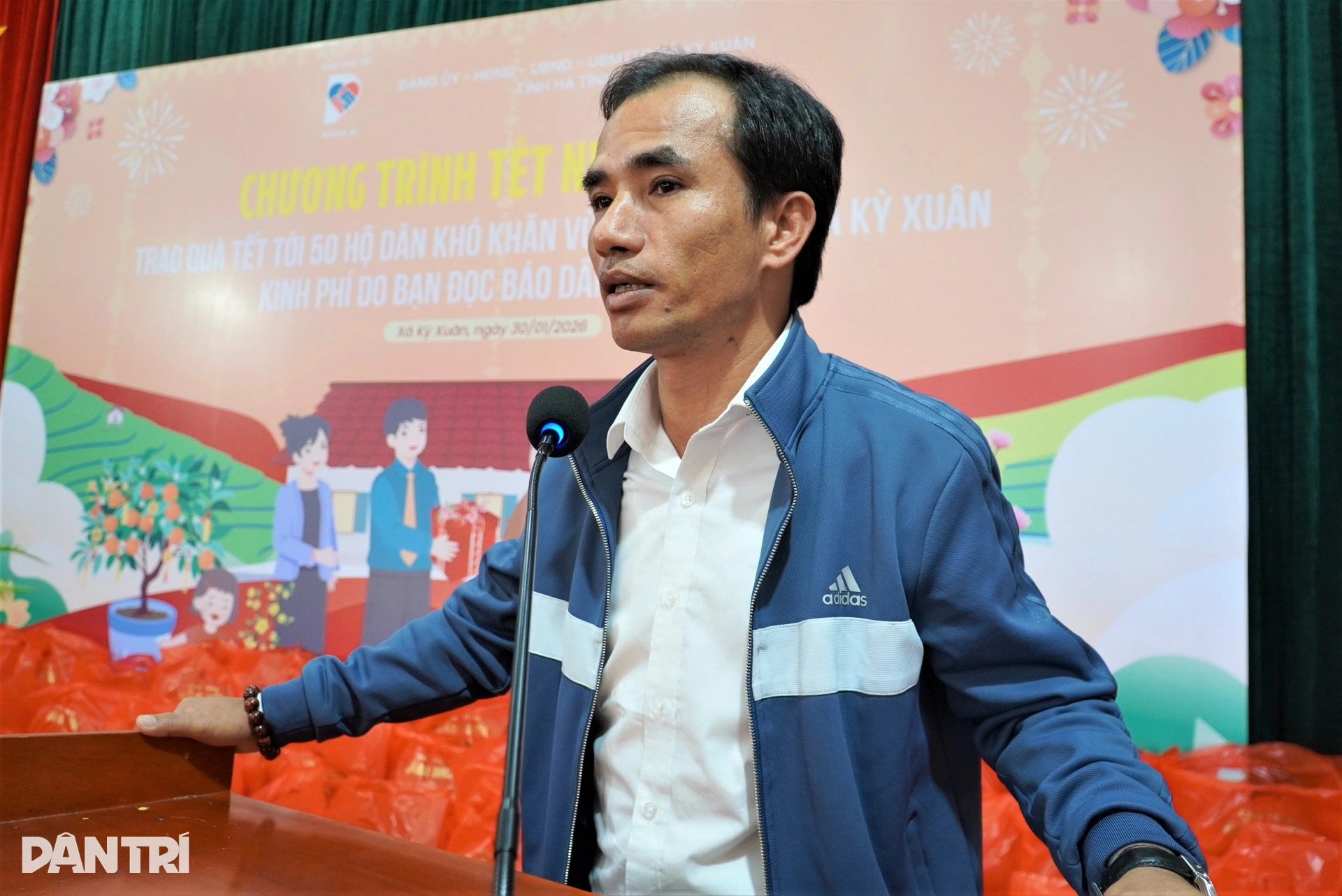 Cơn bão dữ còn trong ký ức, Tết thêm ấm bởi nghĩa tình bạn đọc Dân trí - 4