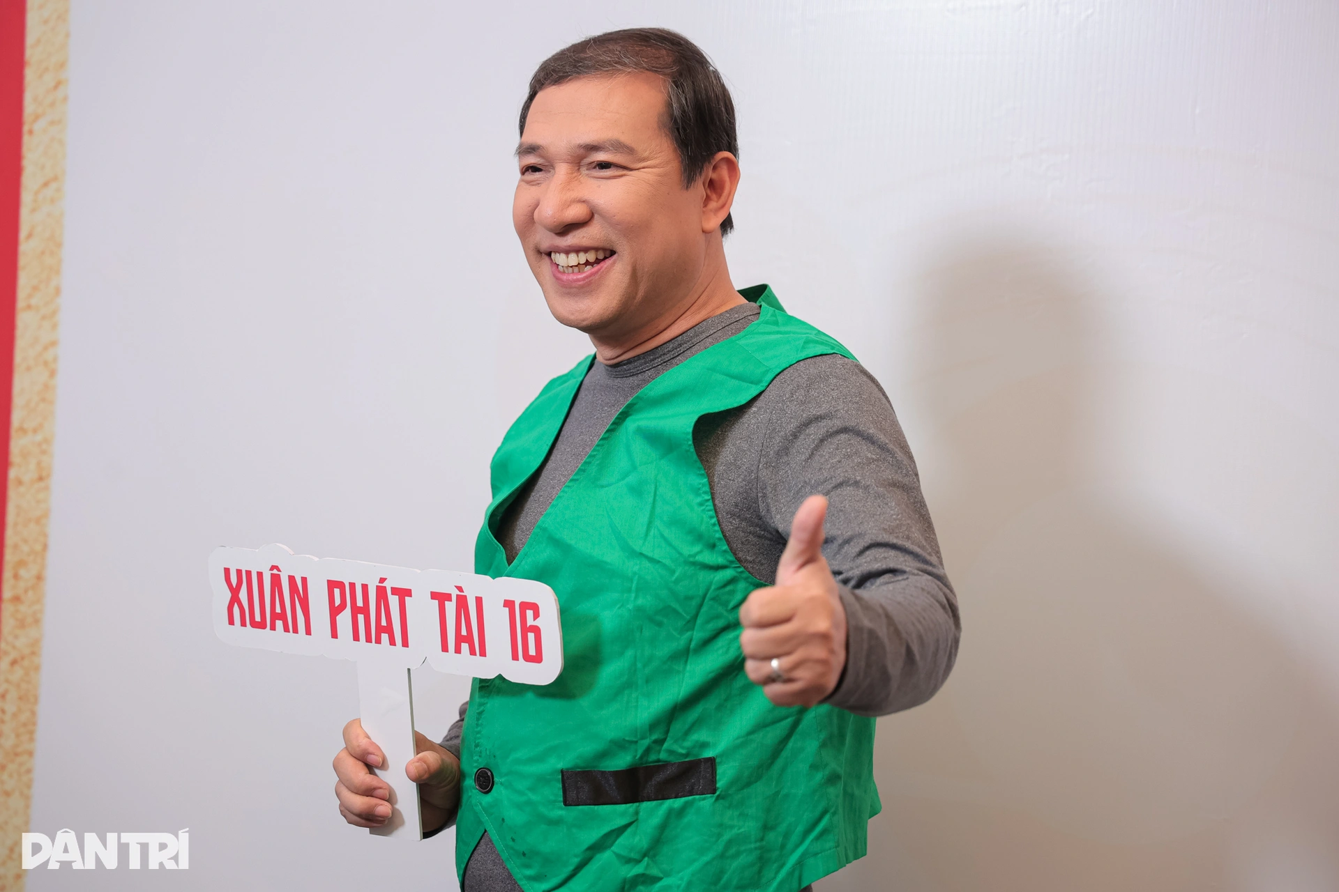 Quang Thắng hé lộ lý do diện mạo trẻ trung, thon gọn bất ngờ ở tuổi U60 - 3 Quang Thắng hé lộ lý do diện mạo trẻ trung, thon gọn bất ngờ ở tuổi U60 - 3