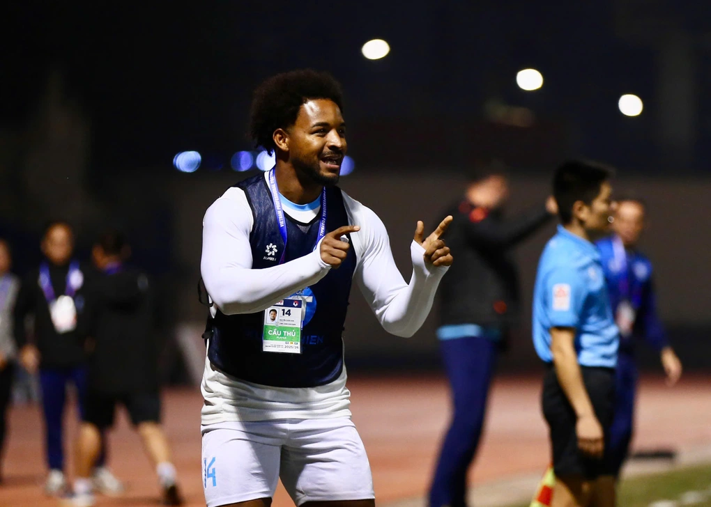 Xuân Son khiến CLB Nam Định hòa Thanh Hóa, CLB Công an TPHCM giành 3 điểm - 2 Xuân Son khiến CLB Nam Định hòa Thanh Hóa, CLB Công an TPHCM giành 3 điểm - 2