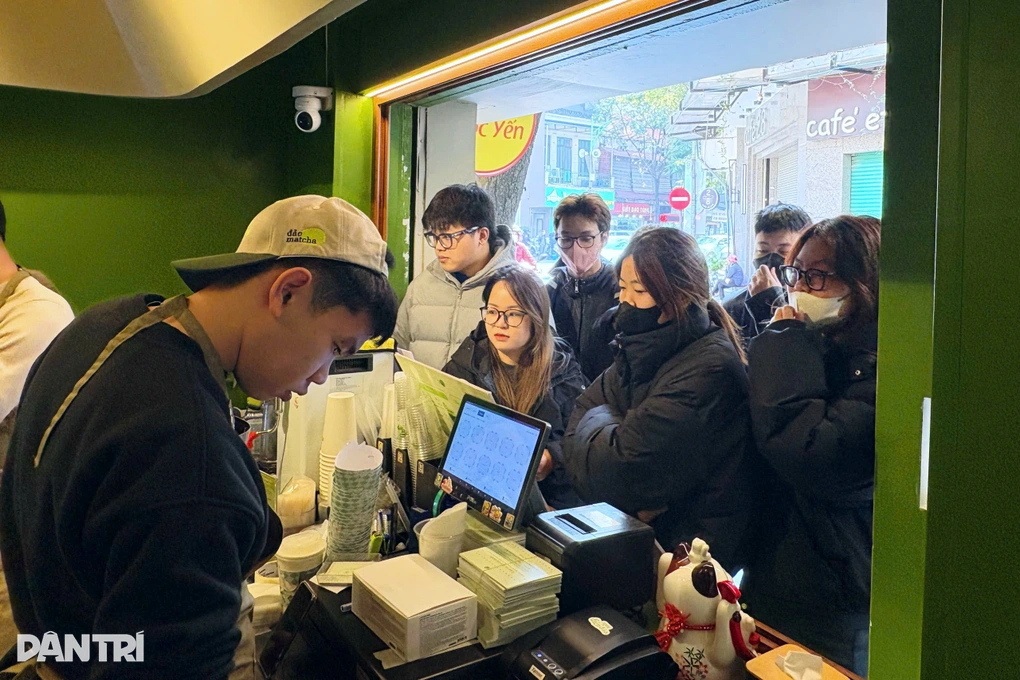 Hết cảnh ngồi tràn lan vỉa hè, quán ăn Hà Nội thay đổi để tồn tại - 3