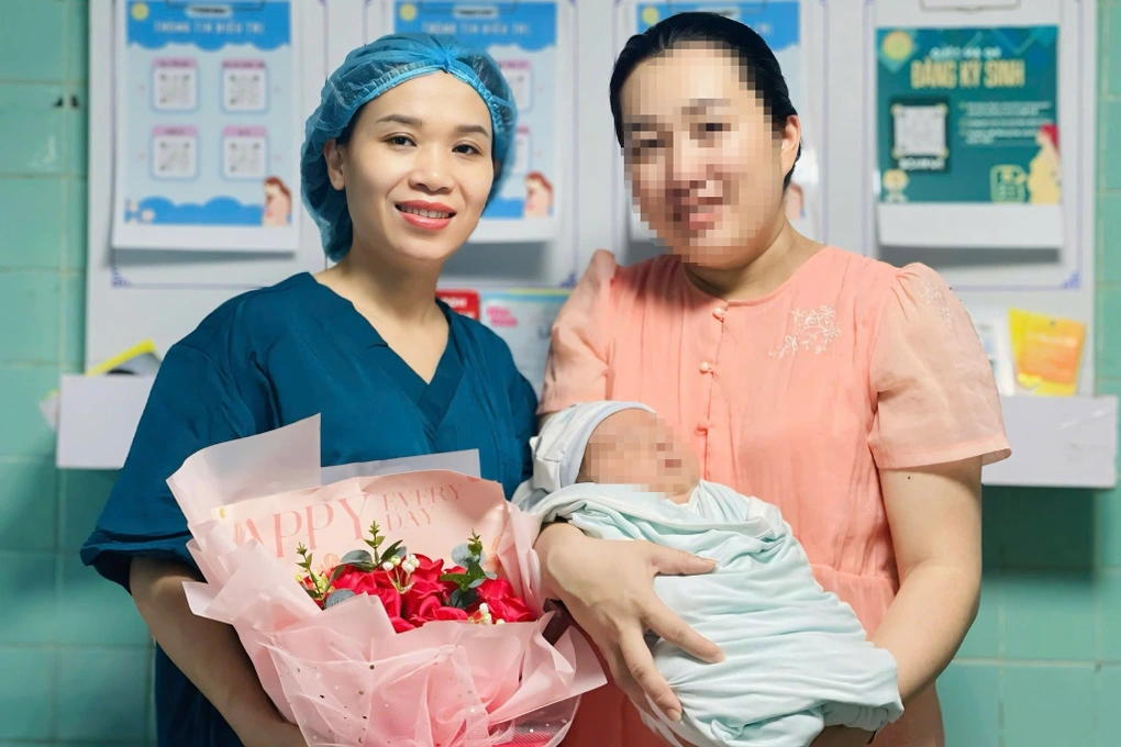 Hy hữu bé trai chào đời nặng hơn 5kg - 2 Hy hữu bé trai chào đời nặng hơn 5kg - 2