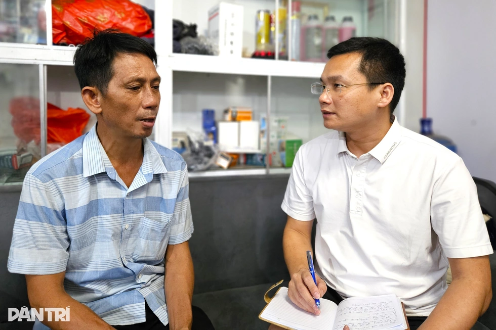 Hạnh phúc vỡ òa của người đàn ông tìm được người thân sau 50 năm thất lạc - 5 Hạnh phúc vỡ òa của người đàn ông tìm được người thân sau 50 năm thất lạc - 5