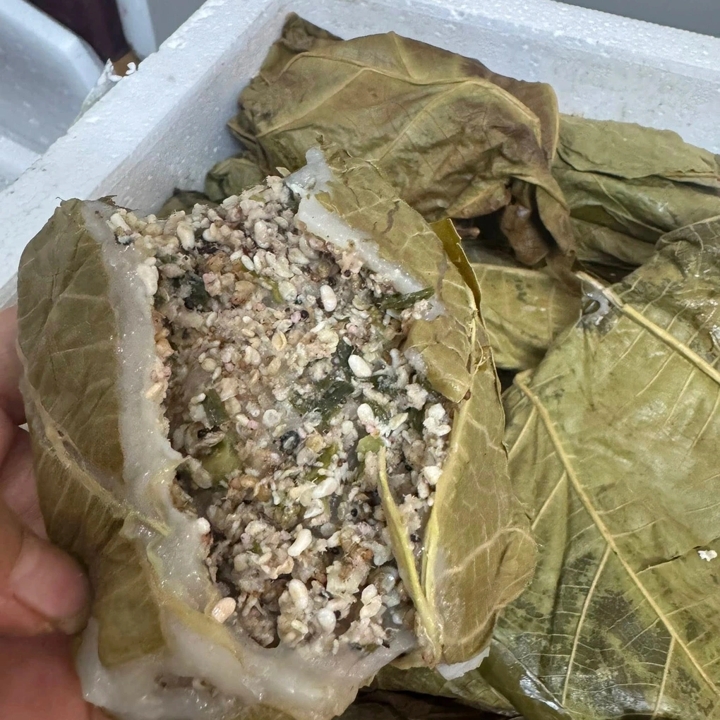 Chàng trai Hà Nội sưng mắt, khó thở vì món đặc sản khổ trước, sướng sau - 4 Chàng trai Hà Nội sưng mắt, khó thở vì món đặc sản khổ trước, sướng sau - 4