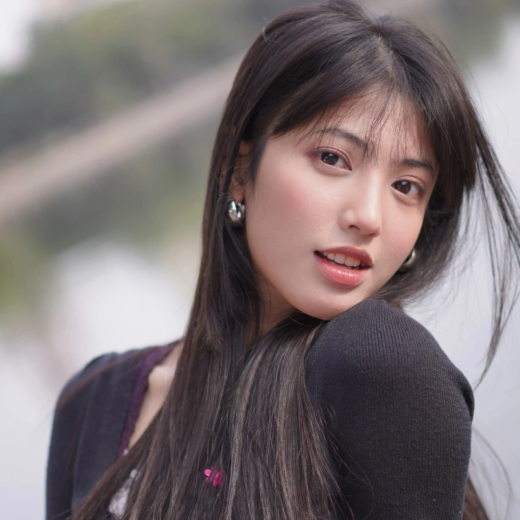 Cô gái gây sốt với bộ ảnh được ví giống mỹ nhân ảnh lịch thập niên 90 - 4 Cô gái gây sốt với bộ ảnh được ví giống mỹ nhân ảnh lịch thập niên 90 - 4