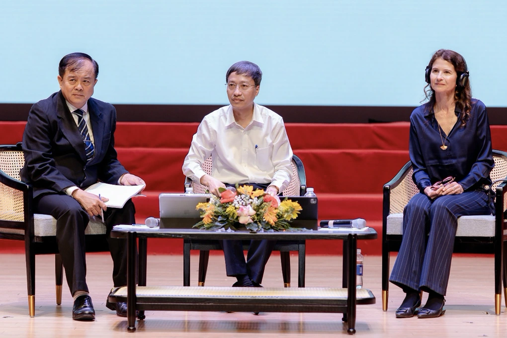 TPHCM: Tất cả người dân sẽ có hộ chiếu sức khỏe suốt đời - 3 TPHCM: Tất cả người dân sẽ có hộ chiếu sức khỏe suốt đời - 3