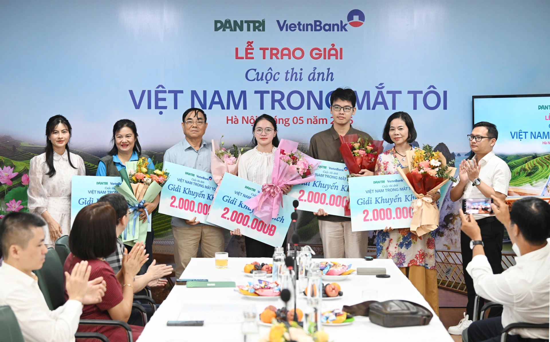 Trao giải cuộc thi ảnh Việt Nam trong mắt tôi, lan tỏa góc nhìn đẹp về đất nước - 6 Trao giải cuộc thi ảnh Việt Nam trong mắt tôi, lan tỏa góc nhìn đẹp về đất nước - 6
