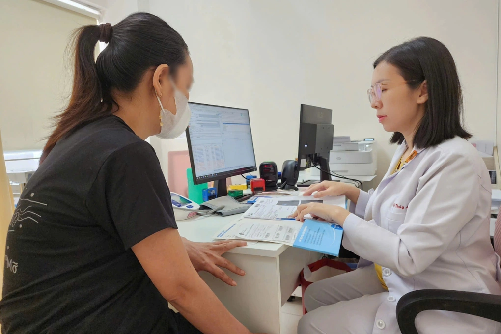 Bác sĩ cảnh báo 5 hệ lụy sức khỏe khi quan hệ tình dục quá sớm - 2 Bác sĩ cảnh báo 5 hệ lụy sức khỏe khi quan hệ tình dục quá sớm - 2