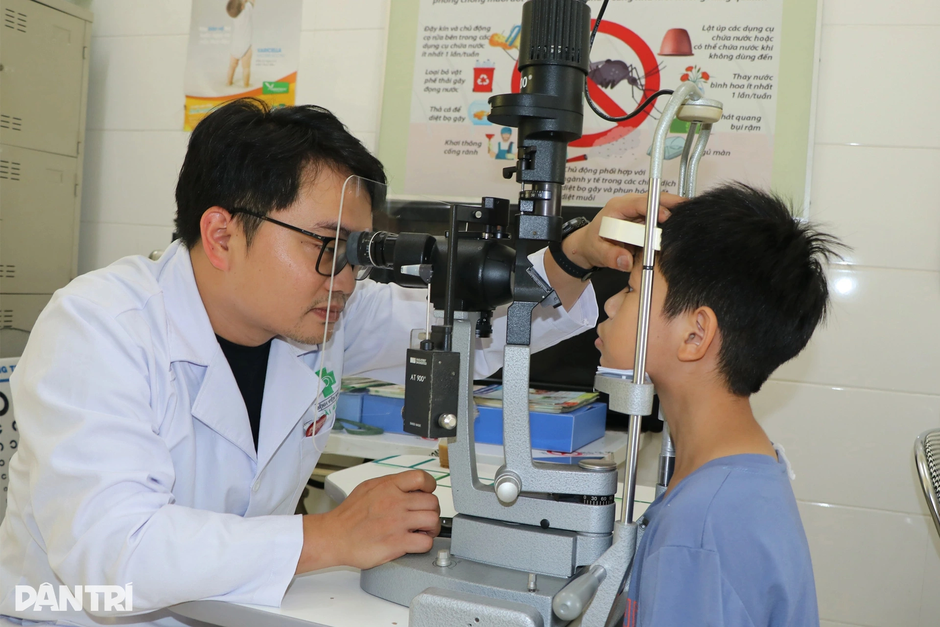 Cụ ông 91 tuổi đi từ 5h để khám sàng lọc sức khỏe - 8