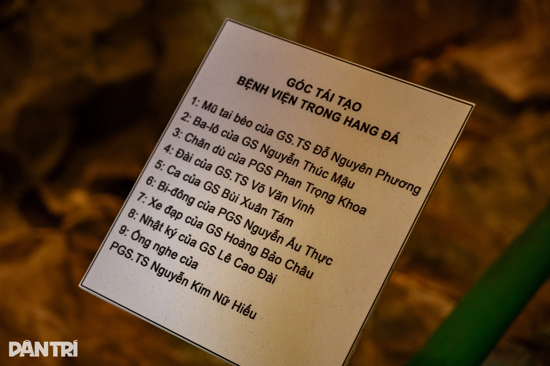 Ngả mũ trước cách bác sĩ dùng thân ngô, hang đá tạo kỳ tích dưới mưa bom - 4