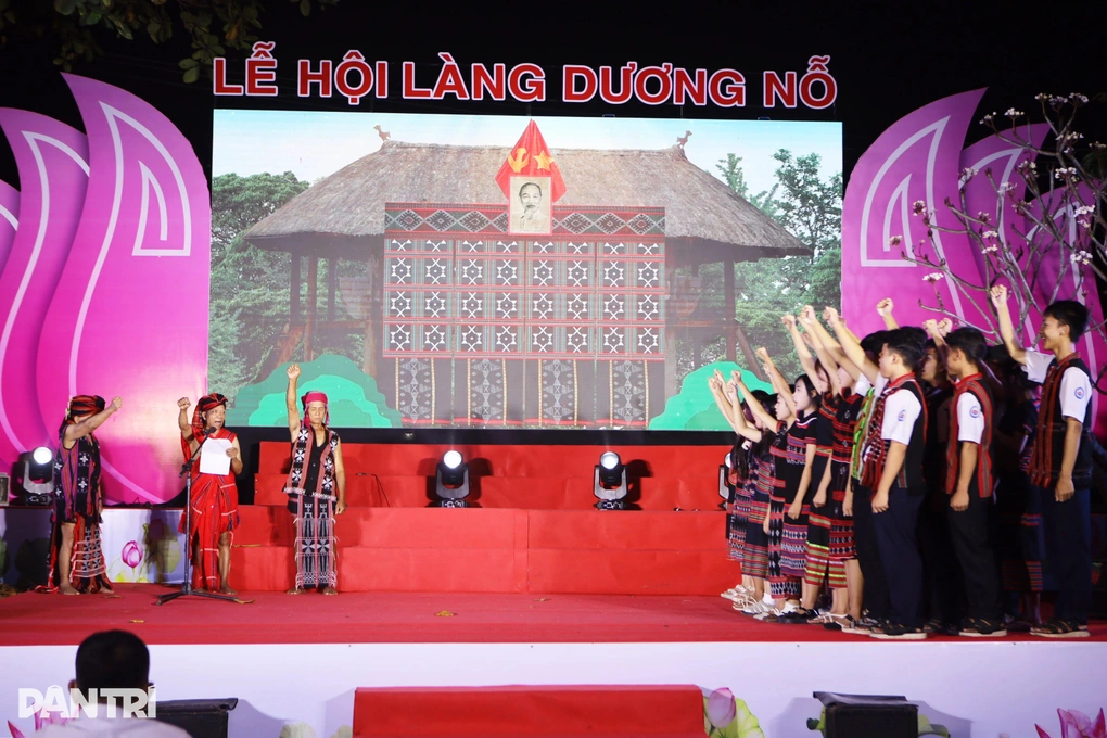 Đồng bào vùng cao xứ Huế tự hào được mang họ Chủ tịch Hồ Chí Minh - 2