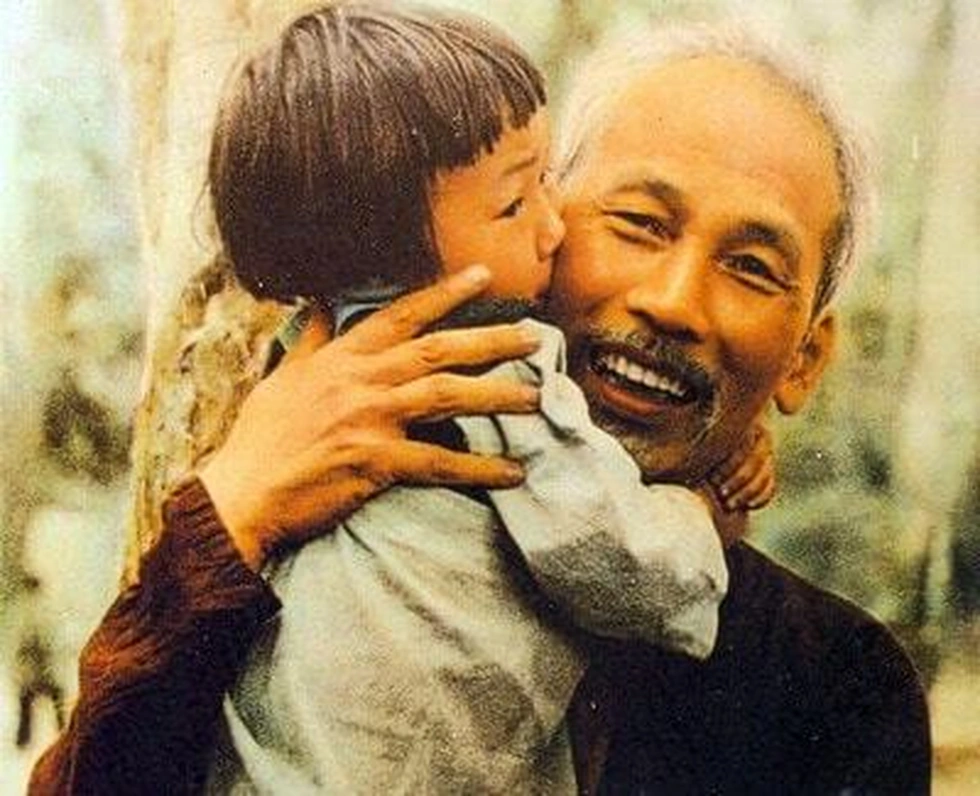 Gặp lại người phụ nữ ở Hà Nội trong bức ảnh “cháu thiếu nhi với Bác Hồ” - 7