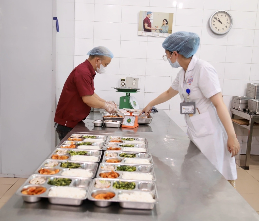 Sợ ăn nhiều sẽ nuôi khối u, bệnh nhân ung thư rơi vào tình trạng suy kiệt - 2