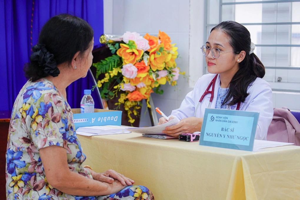 Trung tâm y tế khu vực thiếu hụt nhân lực, Sở Y tế TPHCM vào cuộc - 3 Trung tâm y tế khu vực thiếu hụt nhân lực, Sở Y tế TPHCM vào cuộc - 3
