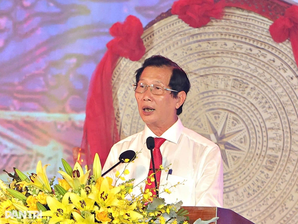 Hàng chục nghìn người dân về dự lễ khai hội Vía Bà Chúa Xứ núi Sam 2026 - 2