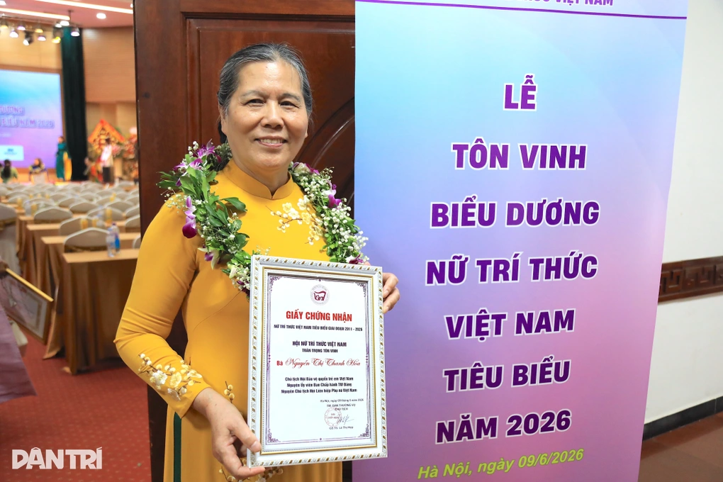 Tôn vinh 44 nữ trí thức Việt Nam tiêu biểu trong các lĩnh vực - 5 Tôn vinh 44 nữ trí thức Việt Nam tiêu biểu trong các lĩnh vực - 5