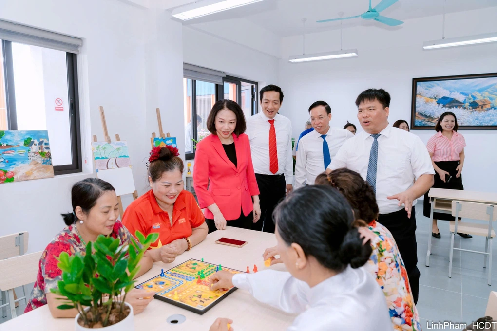 Hà Nội thí điểm mô hình chăm sóc sức khỏe ban ngày cho người cao tuổi - 2
