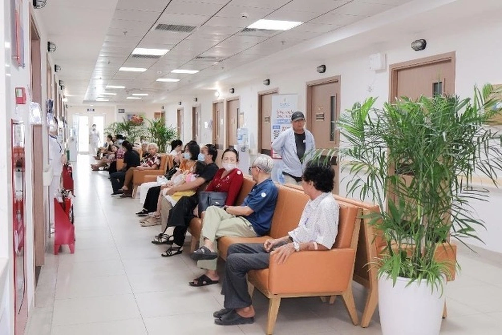 2.000 người dân Cần Thơ tham gia chương trình khám sức khỏe toàn dân của Vinmec - 2 2.000 người dân Cần Thơ tham gia chương trình khám sức khỏe toàn dân của Vinmec - 2