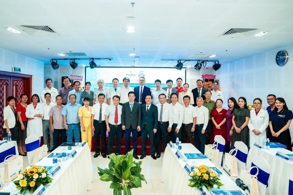 Bệnh viện Trung ương Huế chuyển giao kỹ thuật ghép thận cho Vinmec Nha Trang - 3 Bệnh viện Trung ương Huế chuyển giao kỹ thuật ghép thận cho Vinmec Nha Trang - 3