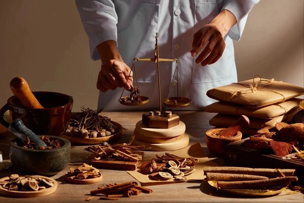 Nhiều bài thuốc quý nghìn đời bị loại khỏi hệ thống điều trị chỉ vì luật - 2