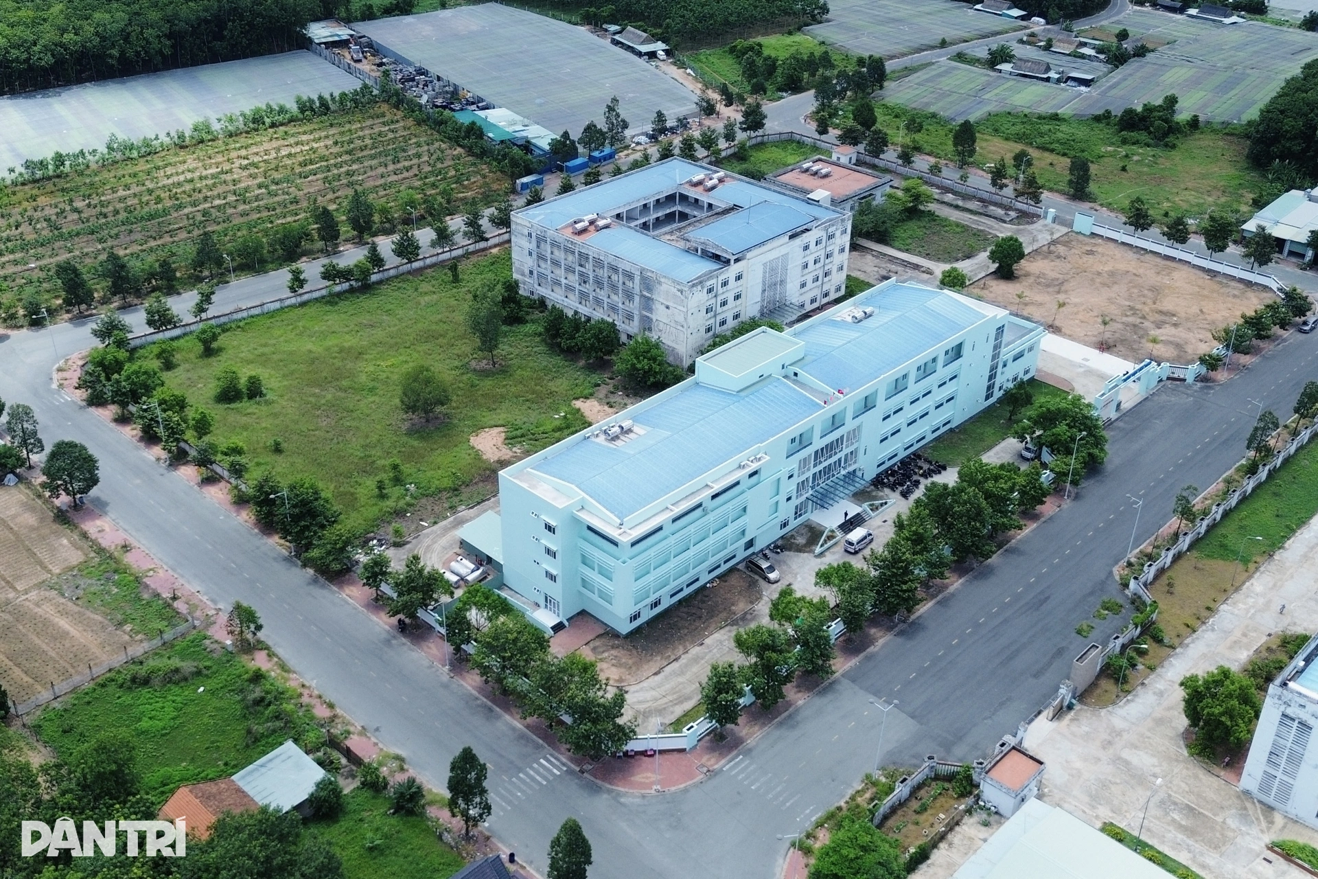 Bệnh viện 240 tỷ đồng ở TPHCM đón bệnh nhân đầu tiên sau nhiều năm bỏ hoang - 2 Bệnh viện 240 tỷ đồng ở TPHCM đón bệnh nhân đầu tiên sau nhiều năm bỏ hoang - 2