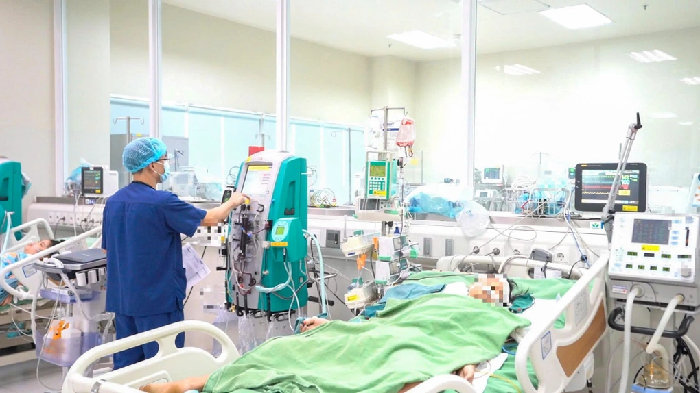 Bé 6 tuổi nguy kịch trong buổi học bơi thứ 3, bác sĩ nói về điều sai lầm - 2 Bé 6 tuổi nguy kịch trong buổi học bơi thứ 3, bác sĩ nói về điều sai lầm - 2