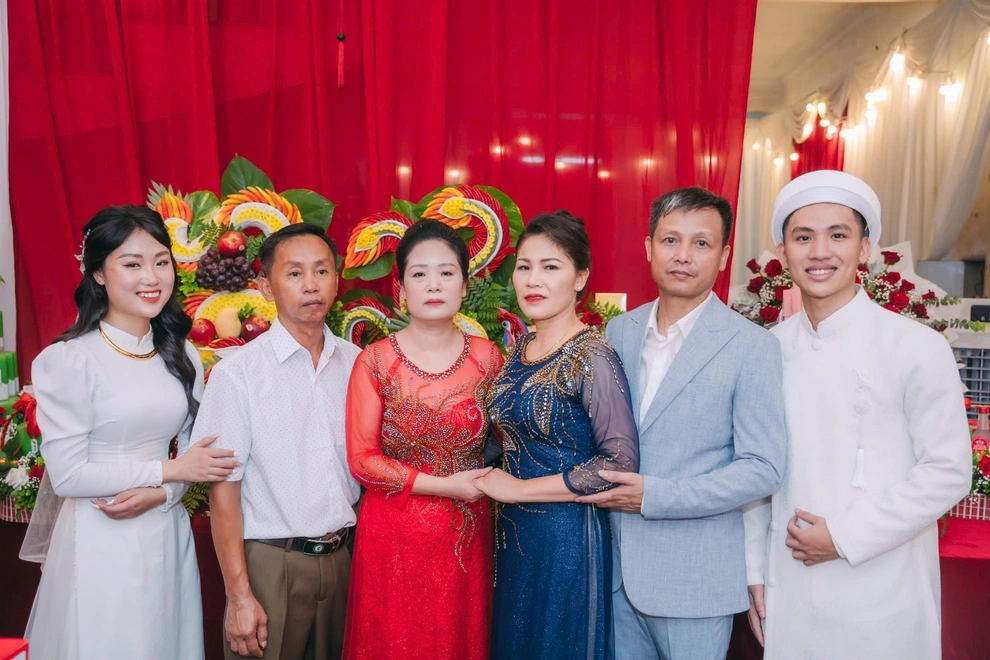 Mẹ đẻ gạt ngại ngần, đến ở nhà thông gia tại Hà Nội 1 tháng chăm con cháu - 3